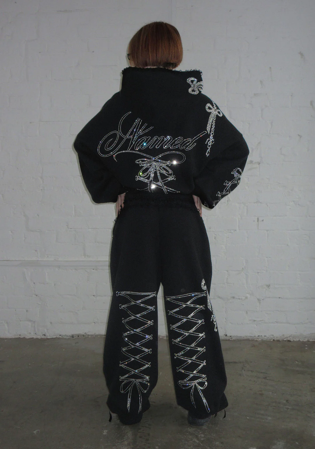 CONFESSIONS RHINESTONE OVERSIZED SWEATPANTS BLACK - Image 3