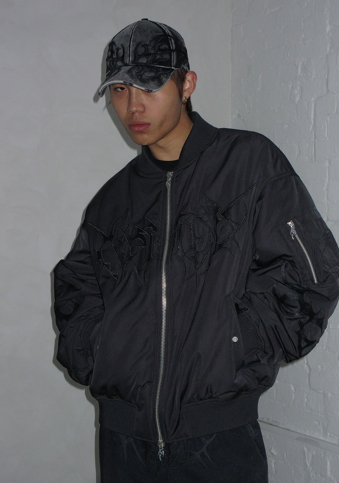 CRASH EMBROIDERED BOMBER JACKET BLACK - Image 2