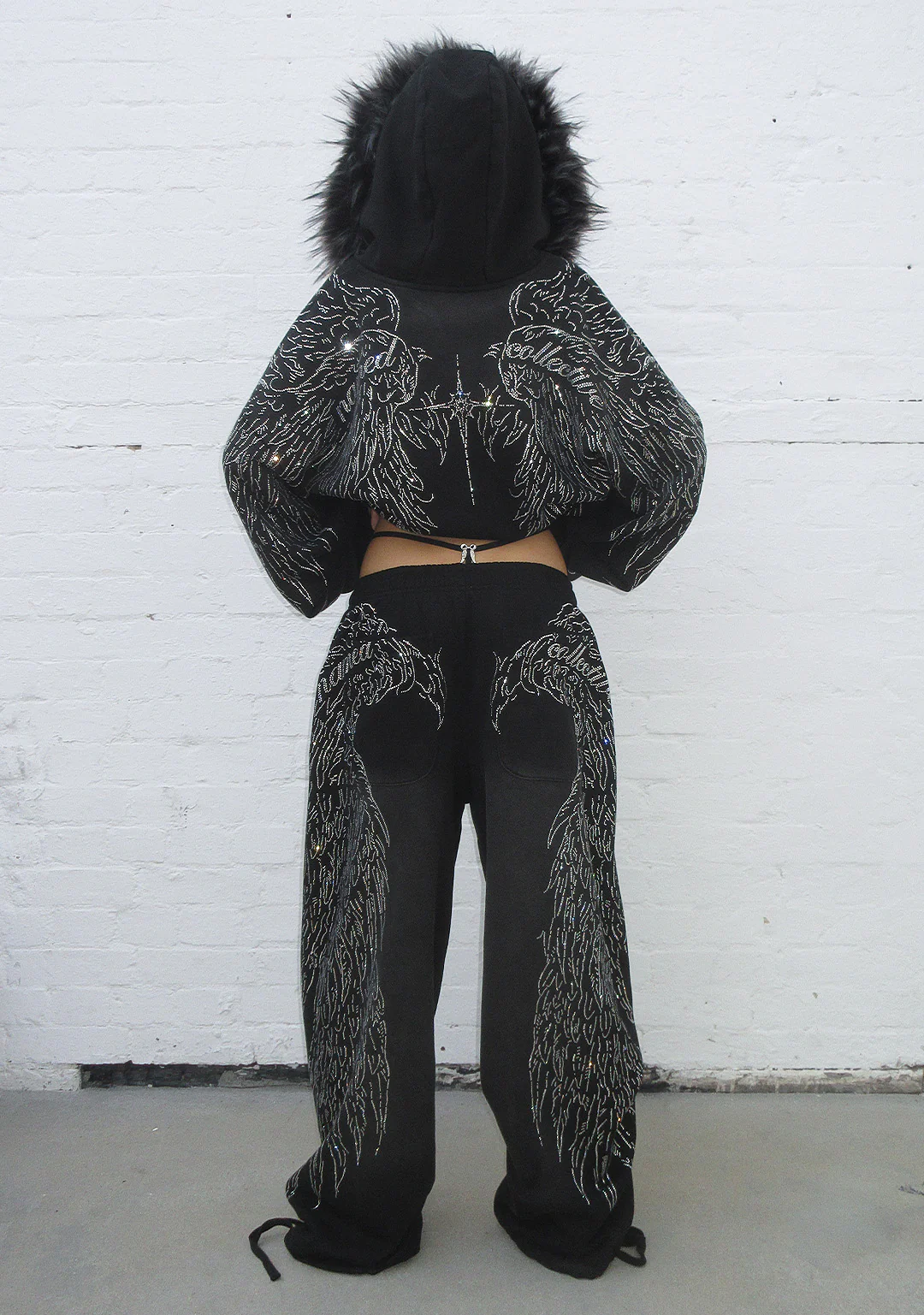 FALLEN RHINESTONE OVERSIZED SWEATPANTS WASHED BLACK - Image 3