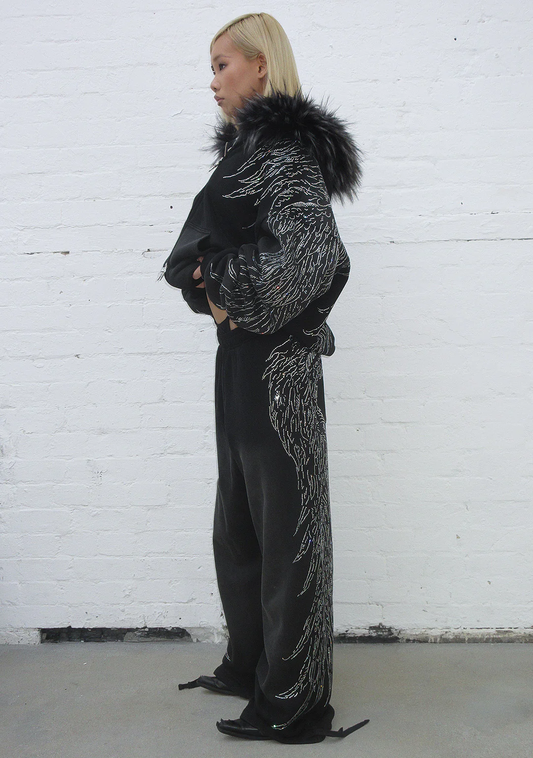 FALLEN RHINESTONE OVERSIZED SWEATPANTS WASHED BLACK - Image 5
