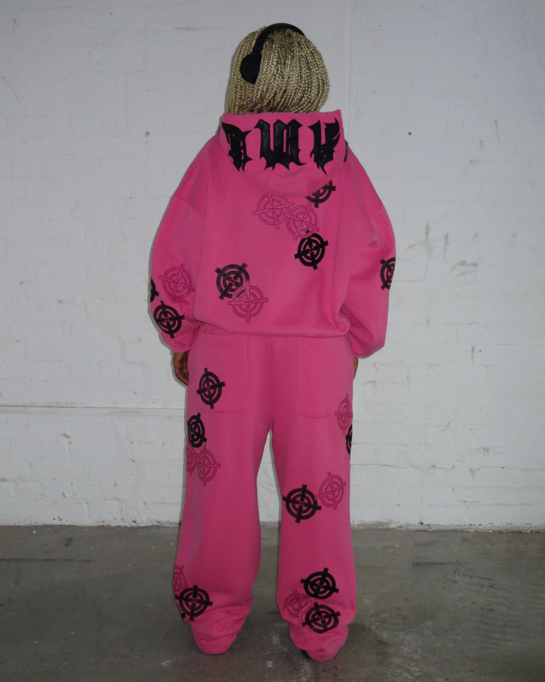 INCOGNITO ZIP HOODIE HOT PINK - Image 3