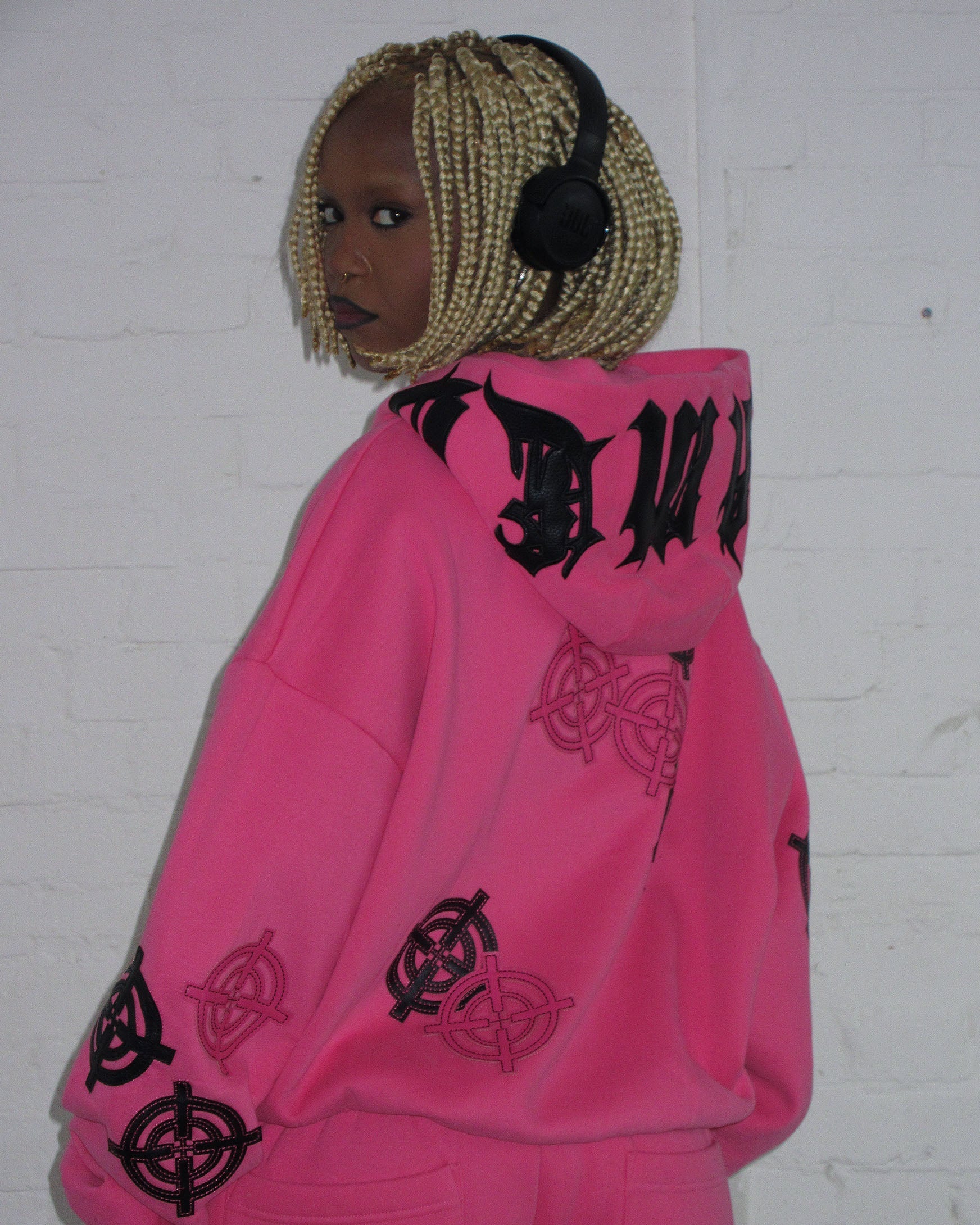 INCOGNITO ZIP HOODIE HOT PINK - Image 4