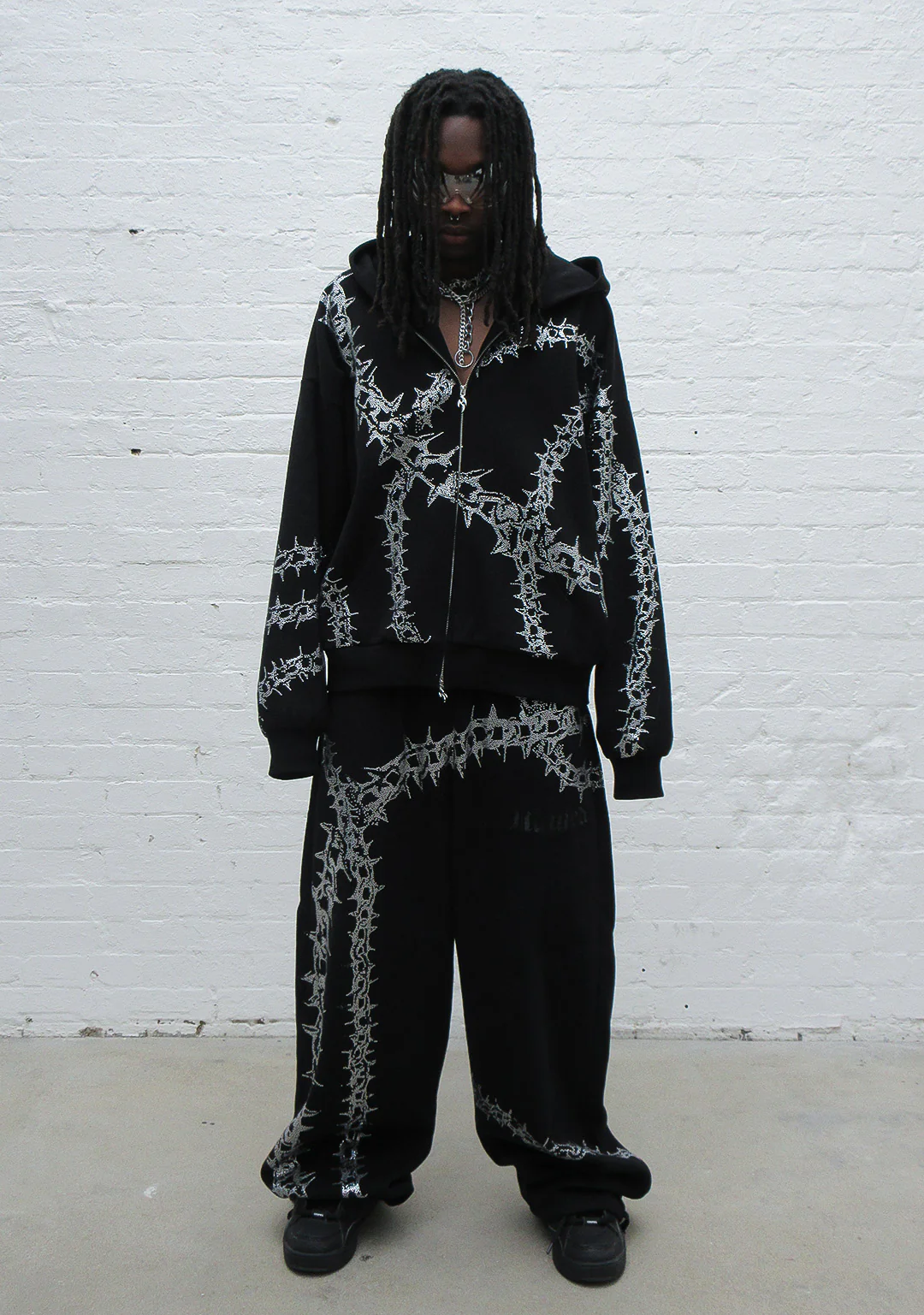 OMEN RHINESTONE ZIP HOODIE BLACK - Image 6