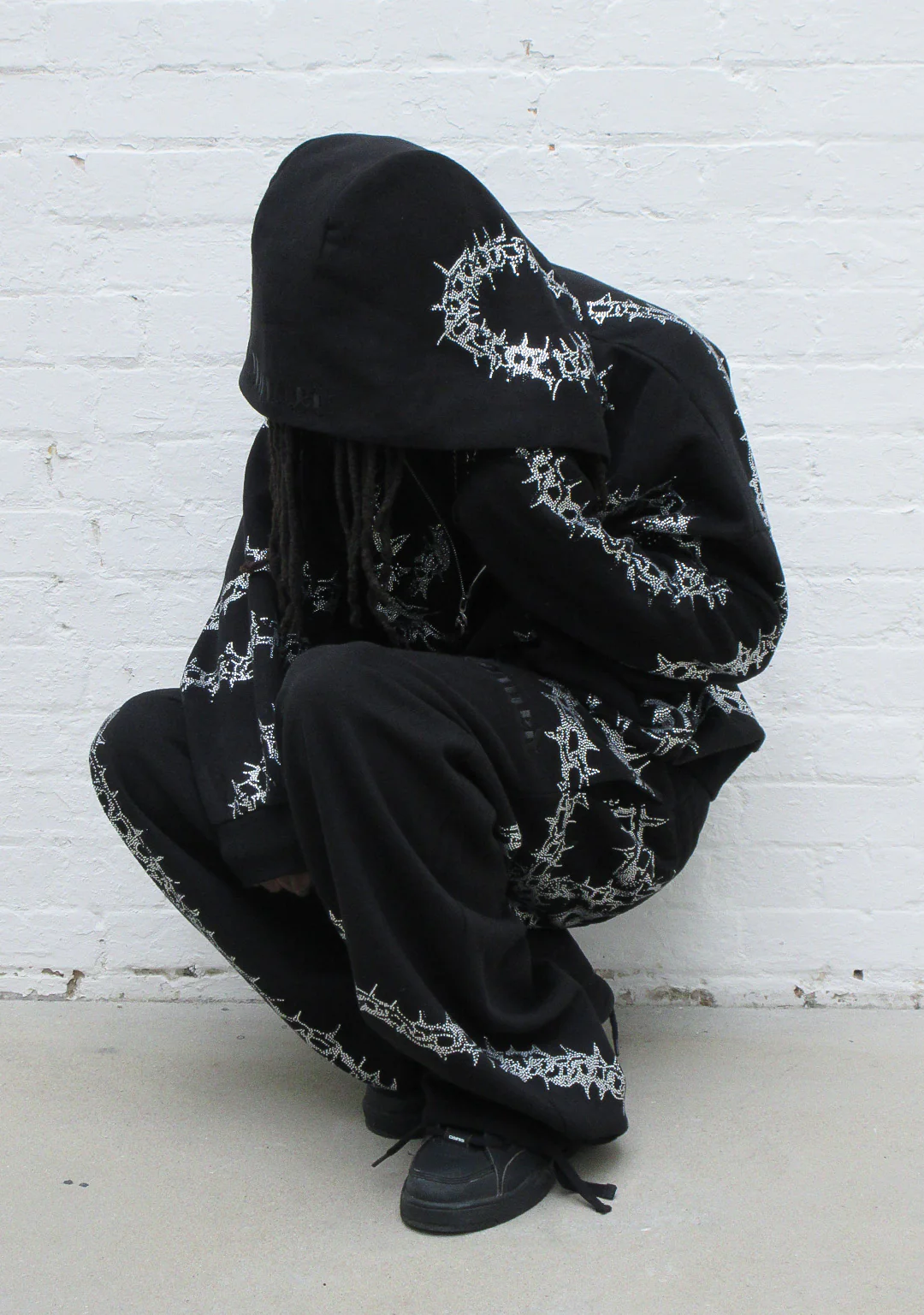 OMEN RHINESTONE ZIP HOODIE BLACK - Image 7