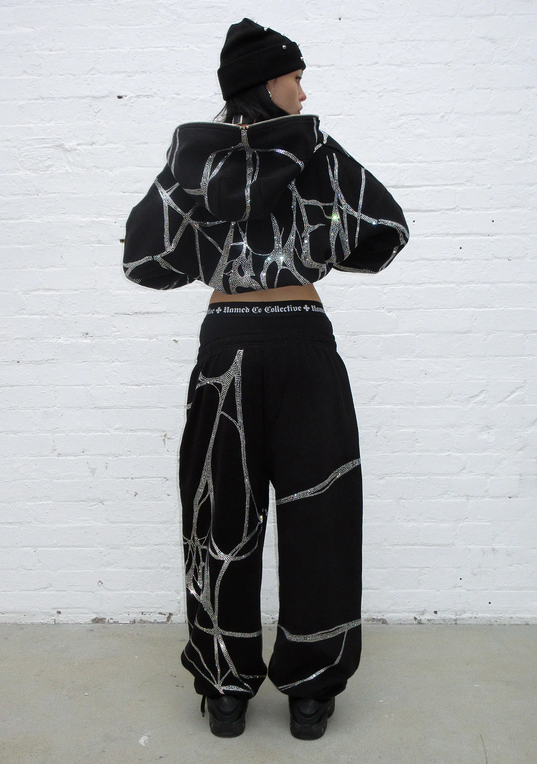 POISON RHINESTONE OVERSIZED SWEATPANTS BLACK - Image 4